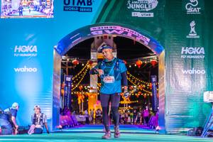 BIB: 3364
                            <button type="button" onclick="openModal(21813152)" class="btn btn-primary btn-sm float-right btn-popup" data-toggle="modal" data-target=".modal-high-quality">
                        <i class="fas fa-shopping-cart"></i> Add to Cart
                    </button>
                                            <button type="button" onclick="isThisMe(21813152, true)" class="btn btn-success btn-sm float-right btn-popup btn-isme hidden" data-toggle="tooltip" data-placement="bottom" title="นี่คือรูปของคุณใช่ไหม คลิกที่นี่เพื่อเอาเข้าอัลบั้ม">
                        <i class="fas fa-plus"></i> Add to album
                    </button>
                    <button type="button" onclick="isThisMe(21813152, false)" class="btn btn-warning btn-sm float-right btn-popup btn-isnotme hidden">
                        <i class="fas fa-ban"></i> Remove from album
                    </button>